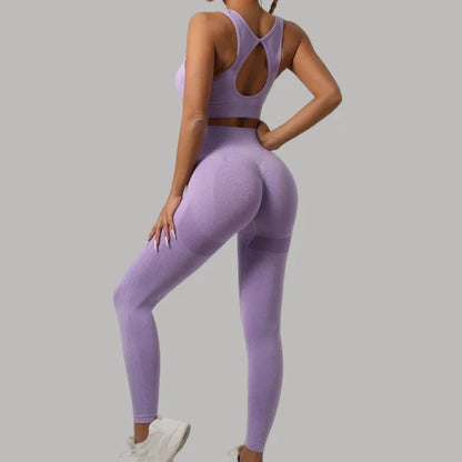 FlexSculpt 2-Piece Seamless Workout Set – Push-Up Leggings & Hollow-Back Fitness Bra