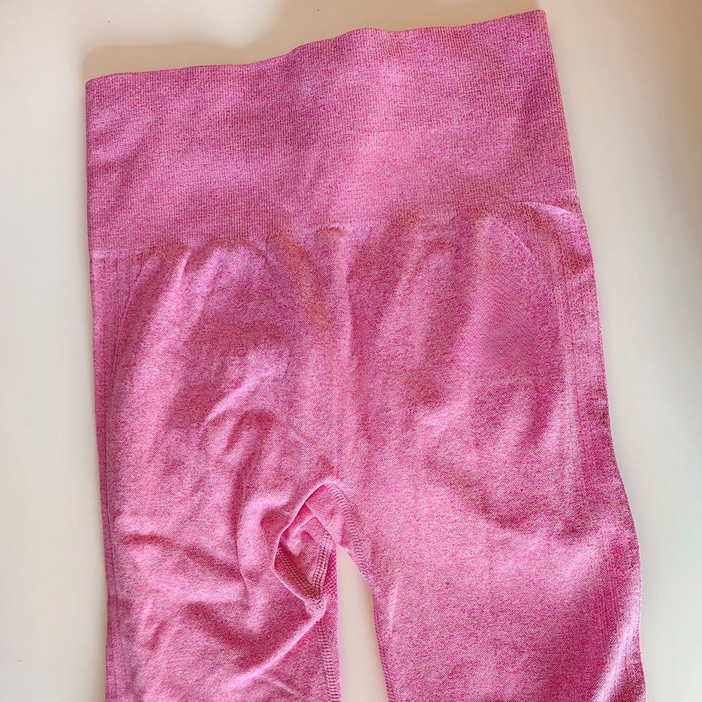 FlexSculpt 2-Piece Seamless Workout Set – Push-Up Leggings & Hollow-Back Fitness Bra