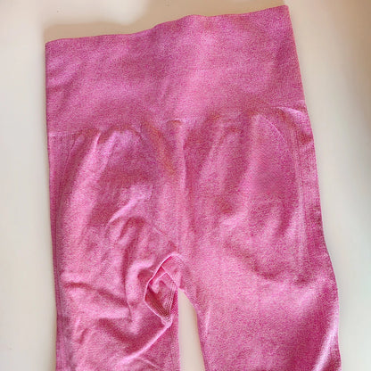 FlexSculpt 2-Piece Seamless Workout Set – Push-Up Leggings & Hollow-Back Fitness Bra