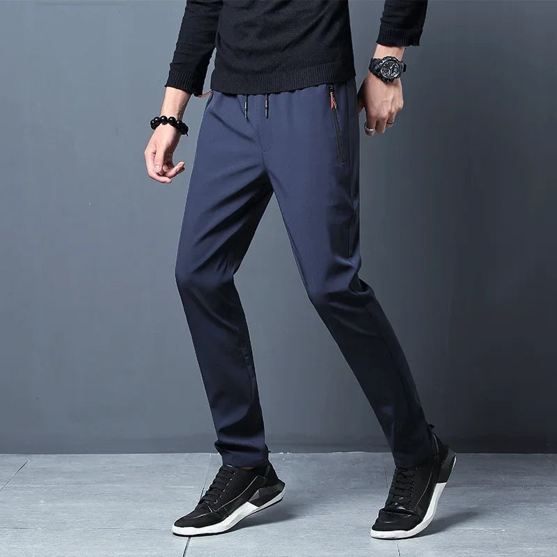 UrbanEdge Men's Slim Fit Jogger Trousers